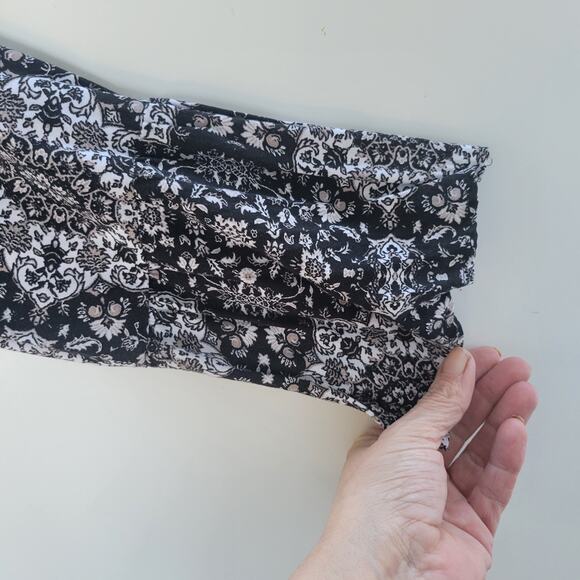 Apt. 9 Womens Romper Playsuit Black Tribal Print Pockets Jewel Neck Rayon S - Picture 10 of 10